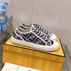 Fendi Low Shoes